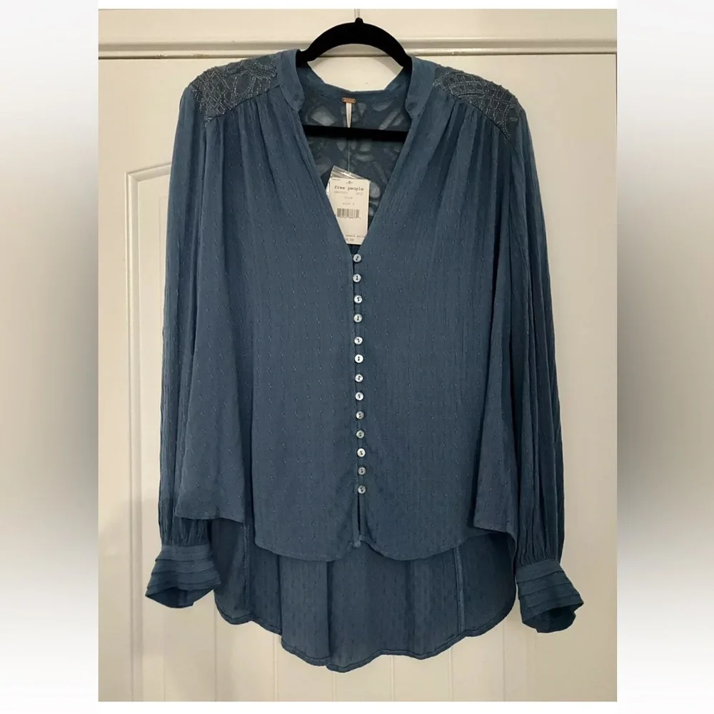 Beautiful! NWT ‘Free People’ Azul Blouse Size Small! Retails $108.